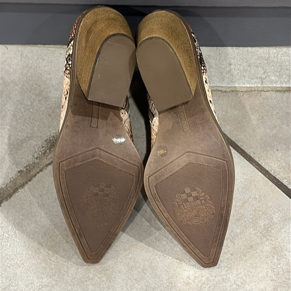Vince Camuto Geeanne Spiced Sand Snake Bootie Size 7.5 - Picture 8 of 9